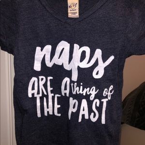 Naps tee